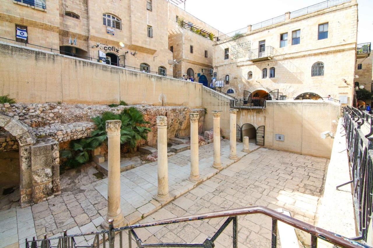 Gabriel Apartments - Cozy Kotel House Єрусалим Екстер'єр фото